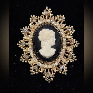 Vintage Francois Clear Rhinestone Gold Tone Large Cameo Brooch Pendant Duo